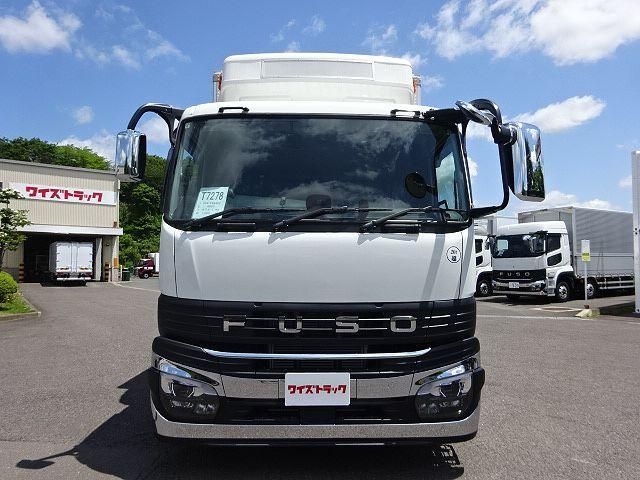 MITSUBISHI FUSOU SUPER GREAT 2025