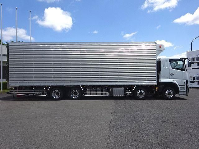 MITSUBISHI FUSOU SUPER GREAT 2025