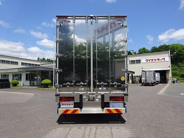 MITSUBISHI FUSOU SUPER GREAT 2025