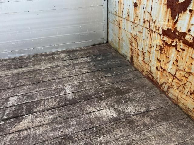 MITSUBISHI FUSOU FIGHTER 2005