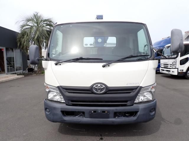 TOYOTA DYNA 2016