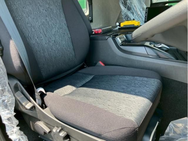 MITSUBISHI FUSOU SUPER GREAT 2025