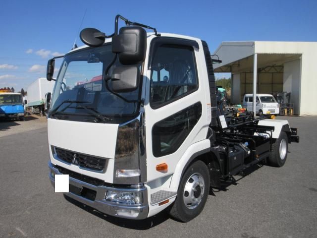 MITSUBISHI FUSOU FIGHTER 2025