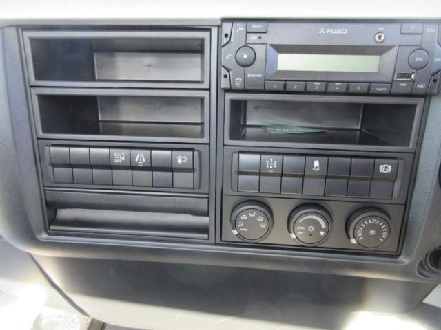 MITSUBISHI FUSOU FIGHTER 2025