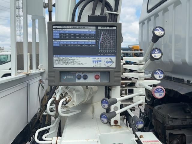 MITSUBISHI CANTER 2006