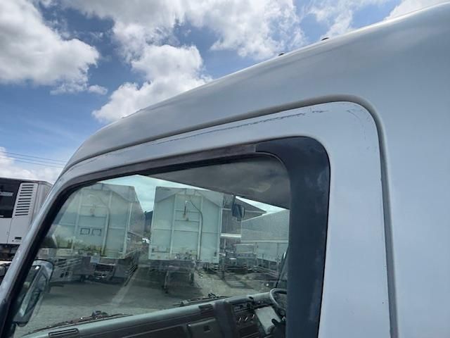 MITSUBISHI CANTER 2006