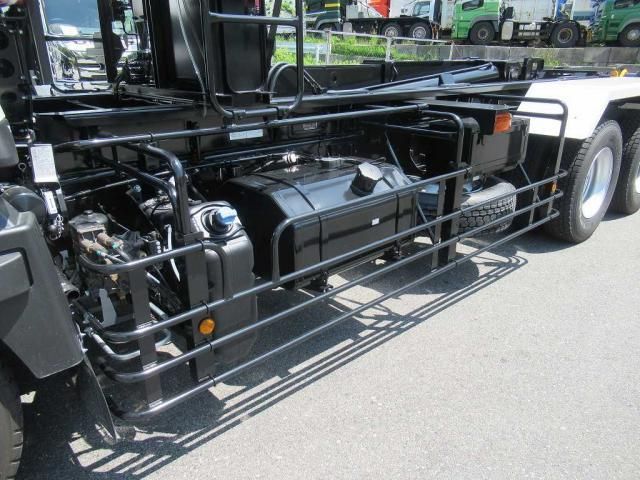 MITSUBISHI FUSOU SUPER GREAT 2025