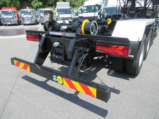 MITSUBISHI FUSOU SUPER GREAT 2025