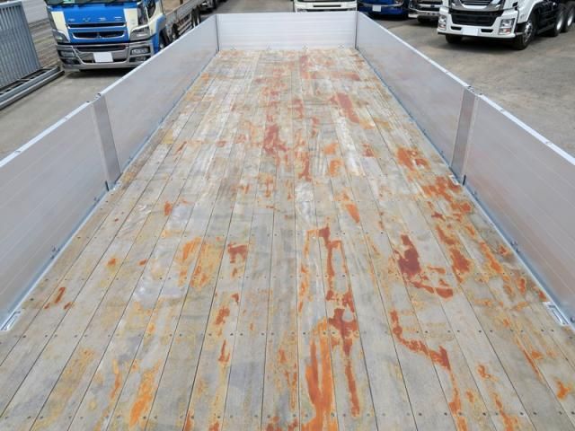 MITSUBISHI FUSOU SUPER GREAT 2023