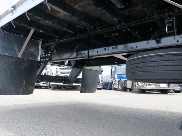 MITSUBISHI FUSOU SUPER GREAT 2023