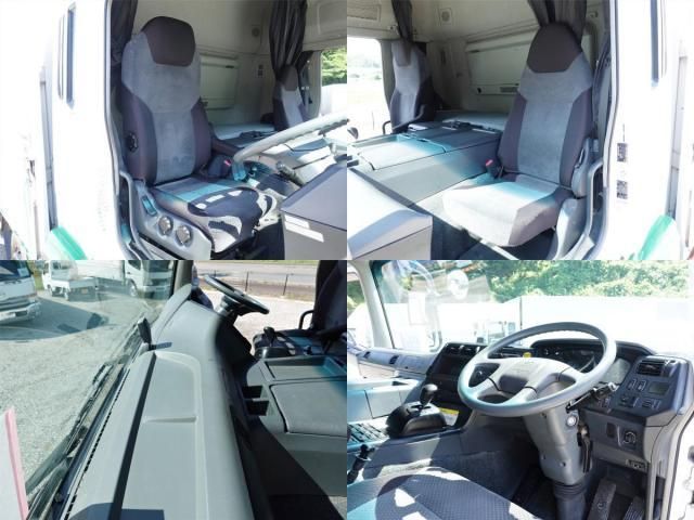 MITSUBISHI FUSOU SUPER GREAT 2012