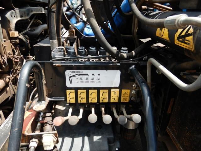 NISSAN DIESEL CONDOR 2013