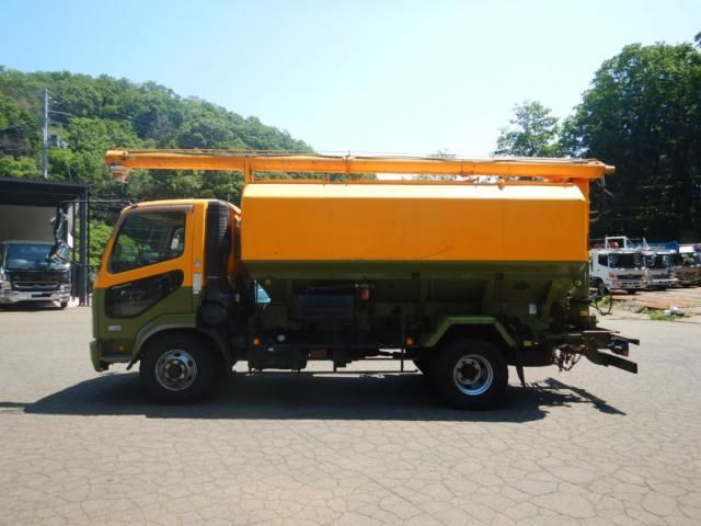 MITSUBISHI FUSOU FIGHTER 2006