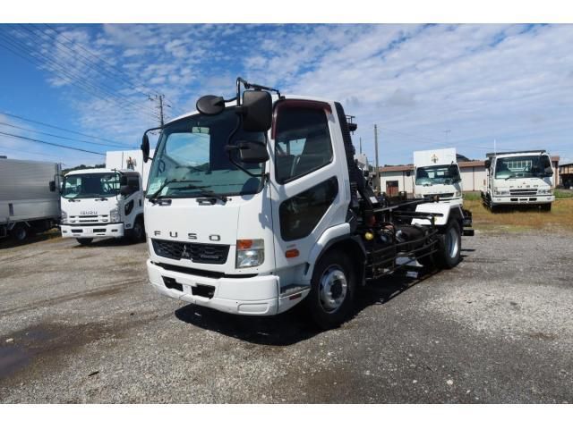 MITSUBISHI FUSOU FIGHTER 2015