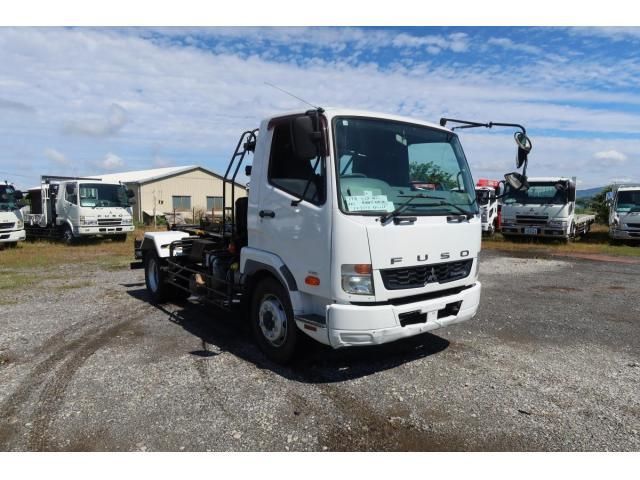 MITSUBISHI FUSOU FIGHTER 2015