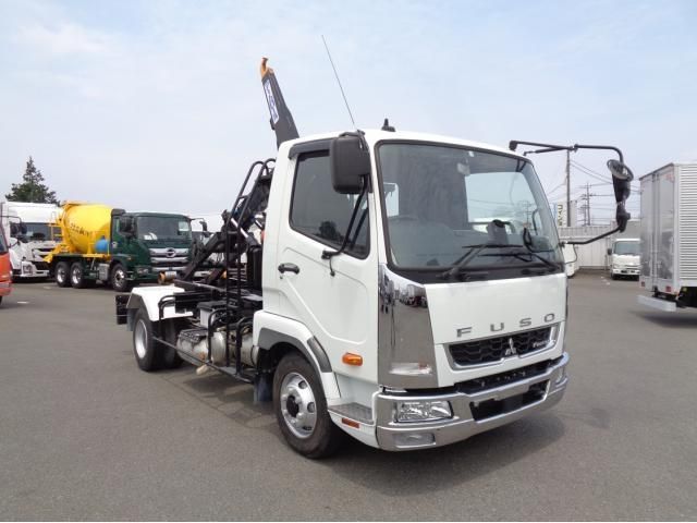 MITSUBISHI FUSOU FIGHTER 2023