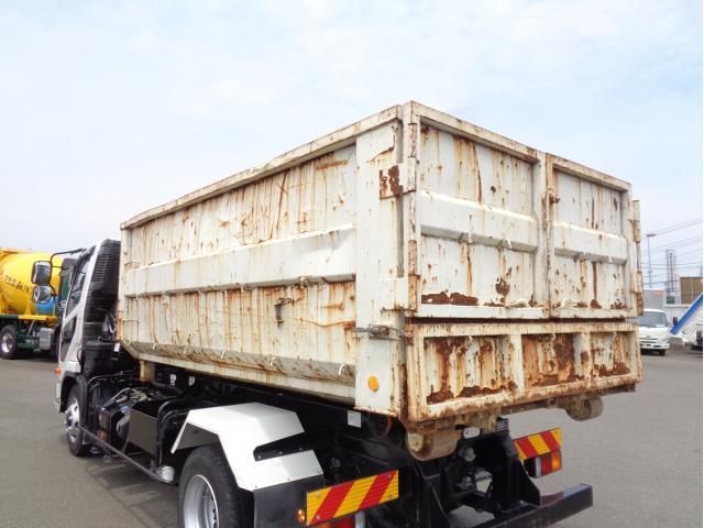 MITSUBISHI FUSOU FIGHTER 2023