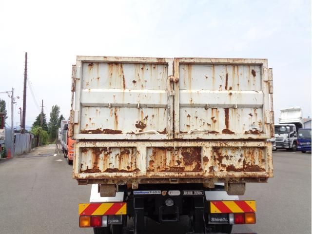 MITSUBISHI FUSOU FIGHTER 2023