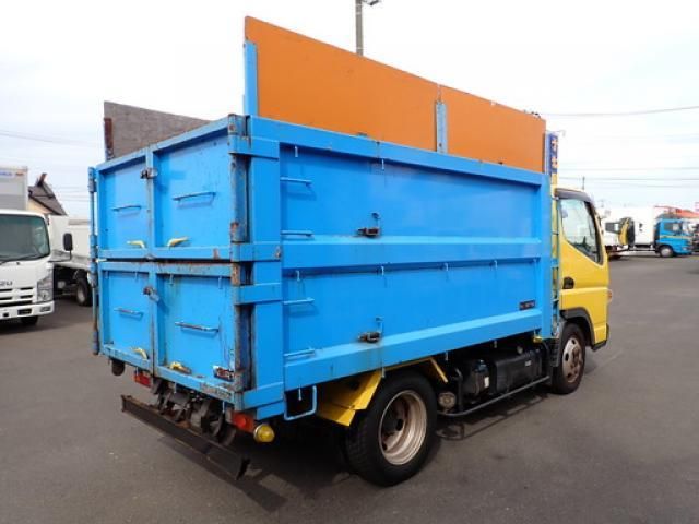 MITSUBISHI CANTER 2015