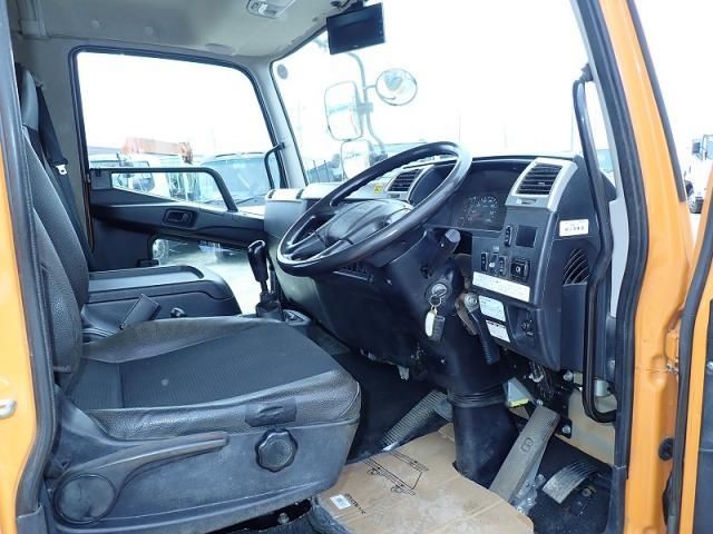 MITSUBISHI FUSOU FIGHTER 2019