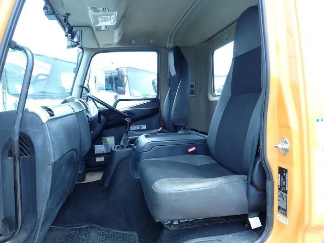 MITSUBISHI FUSOU FIGHTER 2019