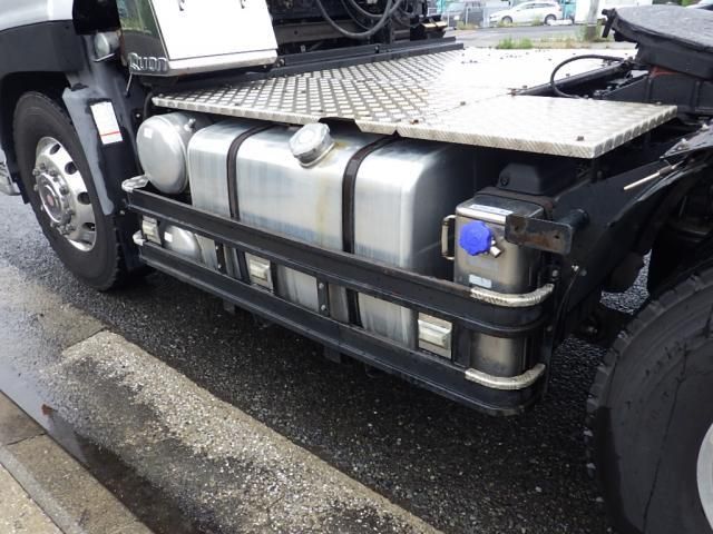 NISSAN DIESEL Quon 2017