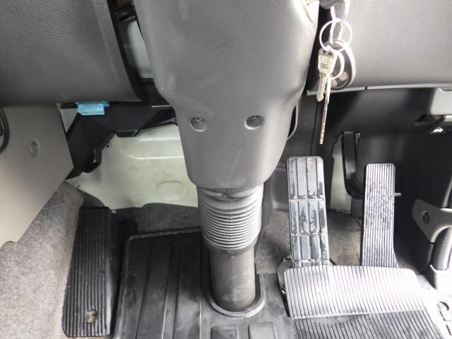 NISSAN DIESEL Quon 2017