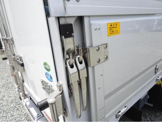 MITSUBISHI CANTER 2022