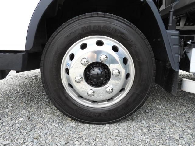 MITSUBISHI CANTER 2022