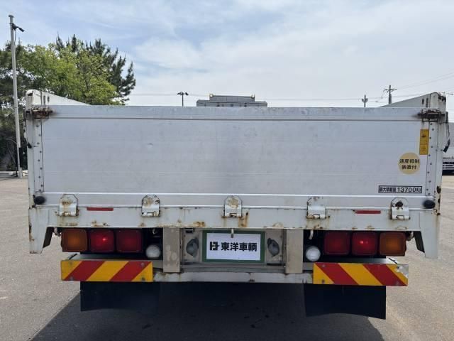 MITSUBISHI FUSOU SUPER GREAT 2016