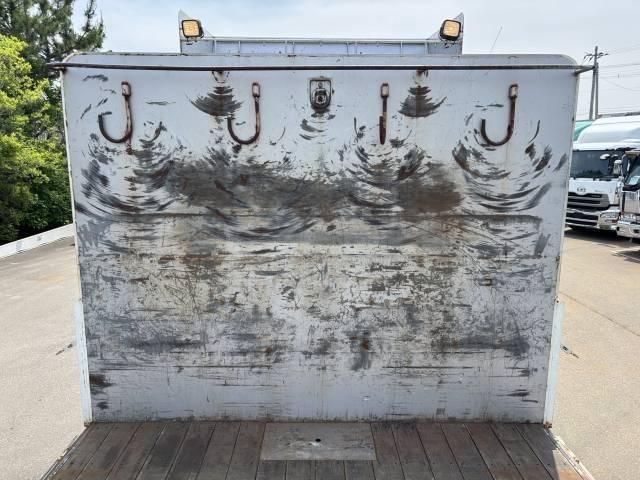 MITSUBISHI FUSOU SUPER GREAT 2016