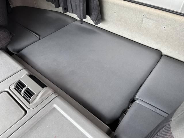 MITSUBISHI FUSOU SUPER GREAT 2016