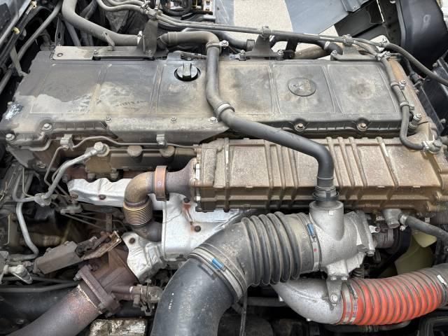 MITSUBISHI FUSOU SUPER GREAT 2016