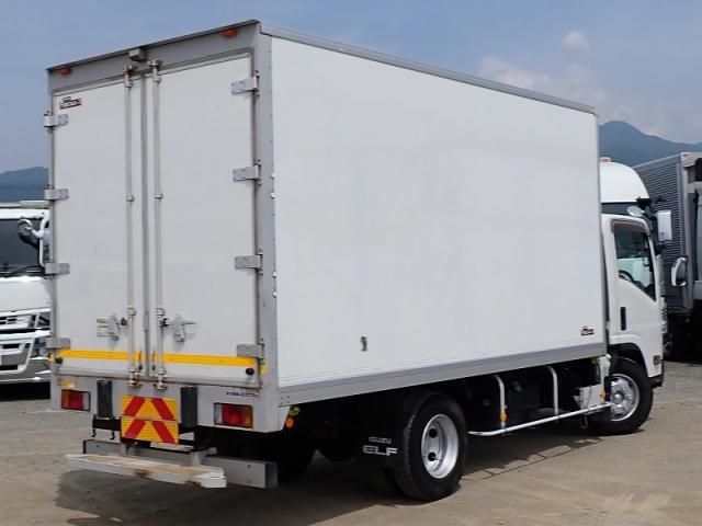 ISUZU ELF 2014
