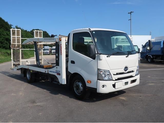 HINO DUTRO 2020