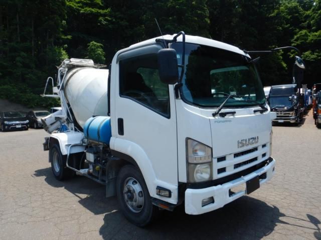 ISUZU FORWARD 2009