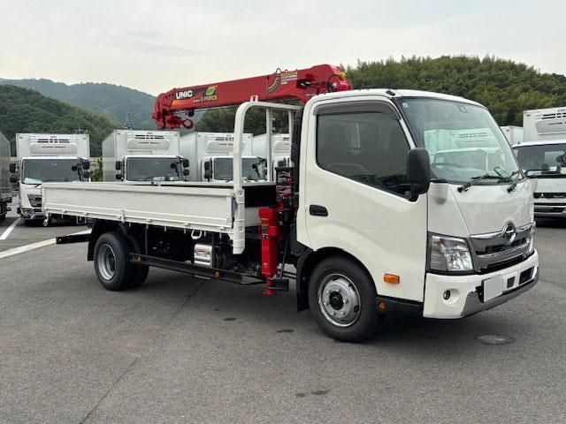 HINO DUTRO 2024