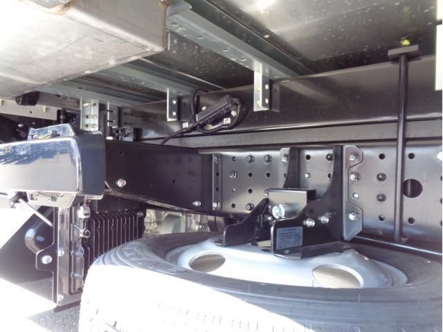 MITSUBISHI CANTER 2025