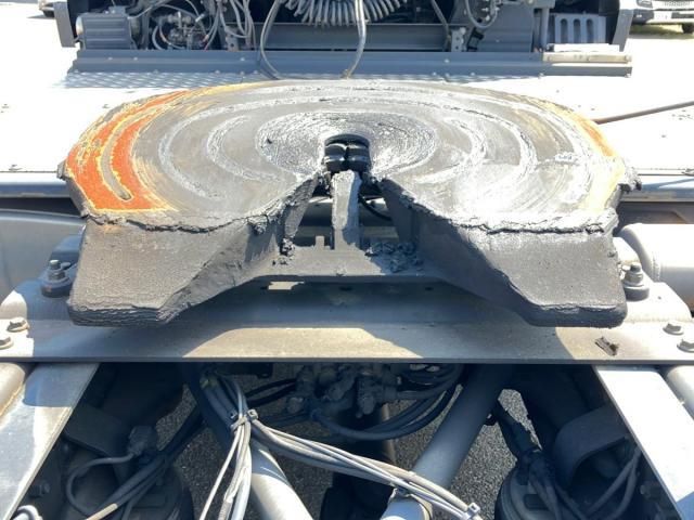 NISSAN DIESEL Quon 2020