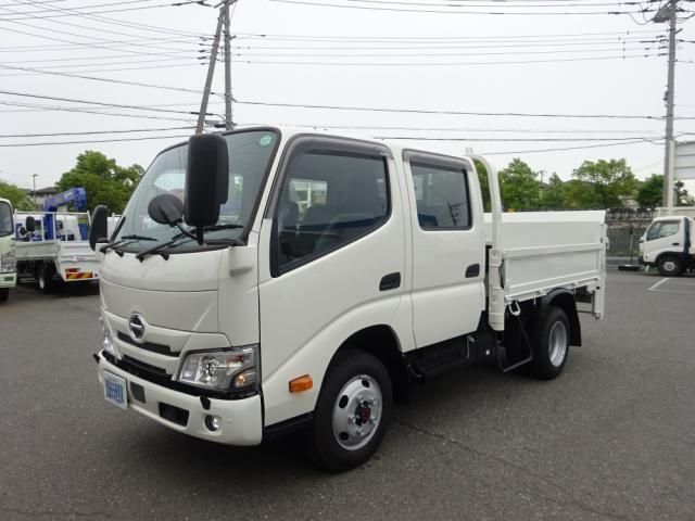 HINO DUTRO 2024