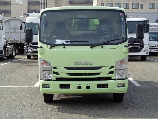 ISUZU ELF 2015