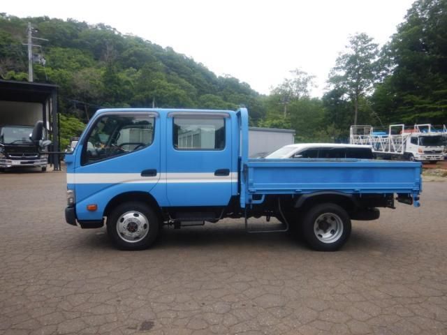 TOYOTA DYNA 2017