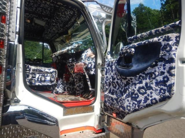 NISSAN DIESEL BigThumb 1999