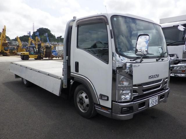 ISUZU ELF 2018