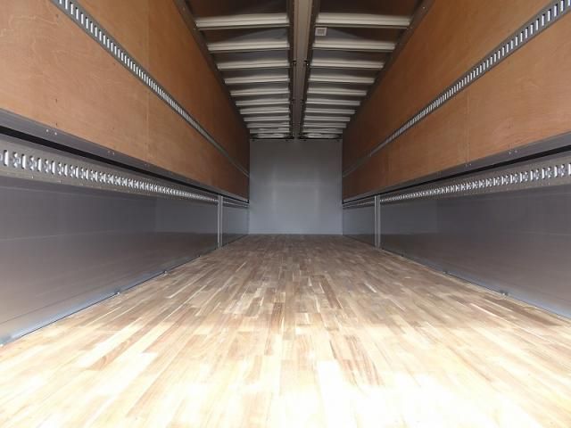 MITSUBISHI FUSOU SUPER GREAT 2024