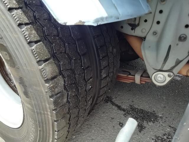 MITSUBISHI CANTER 2016