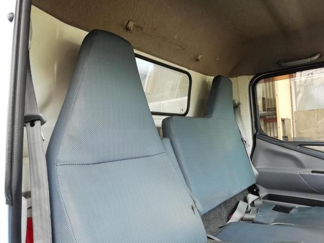 MITSUBISHI CANTER 2016