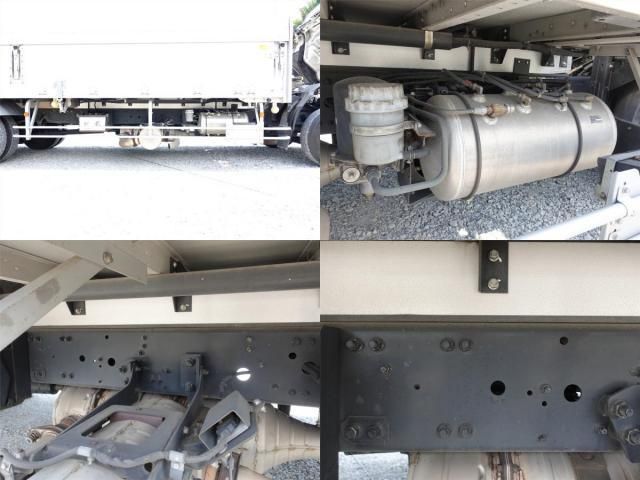 MITSUBISHI FUSOU FIGHTER 2014