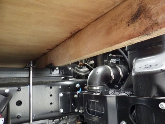 MITSUBISHI CANTER 2024