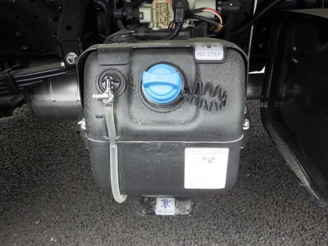 MITSUBISHI CANTER 2024